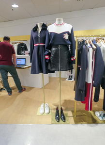 時(shí)尚風(fēng)向標(biāo) 精選女裝品牌與零售趨勢(shì)解析